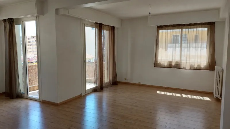 property Nice Cyrille Besset 3/4 pièces 88 m2 + Parking