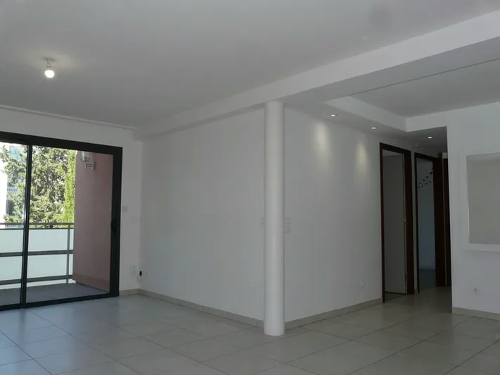 property T3