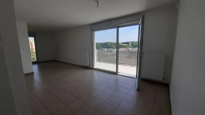 property Récent T3 Super état - VAISE