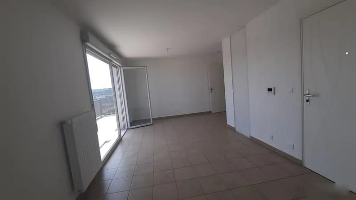property Récent T3 Super état - VAISE