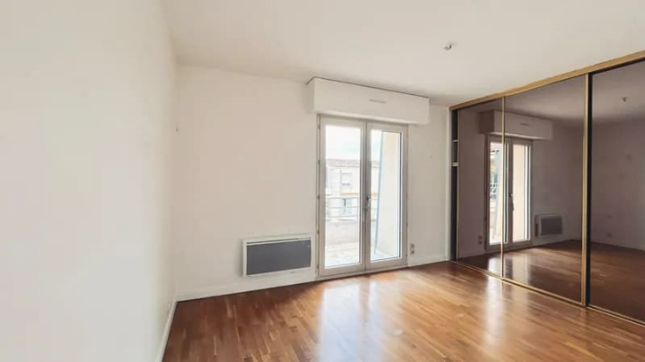property Appartement 4 pièces 110 m²