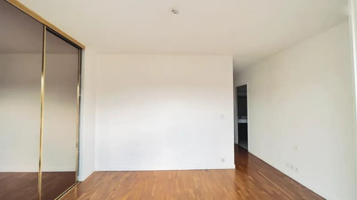 property Appartement 4 pièces 110 m²