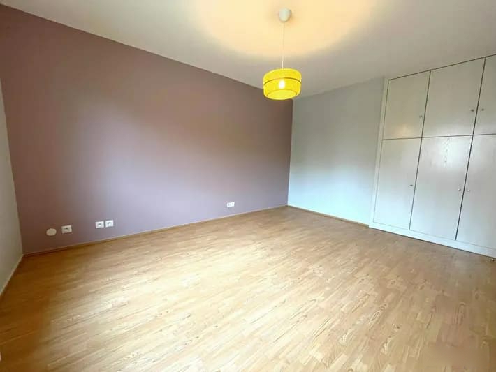property Appartement 4 pièces 122 m²
