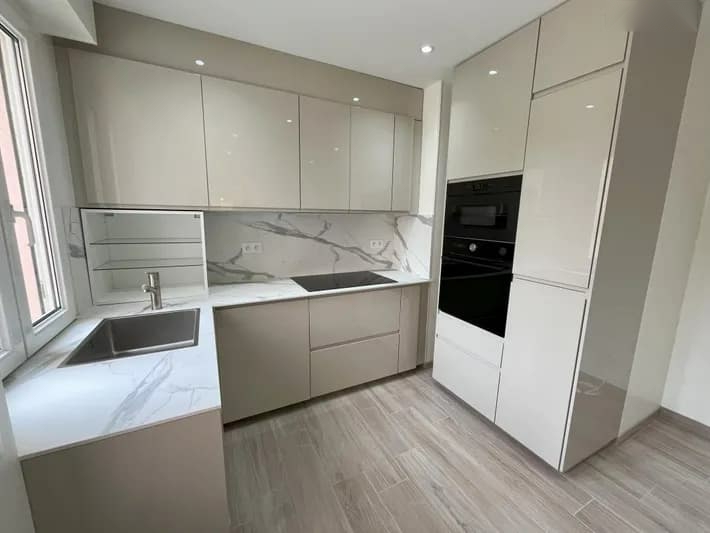 property Appartement 4 pièces 122 m²