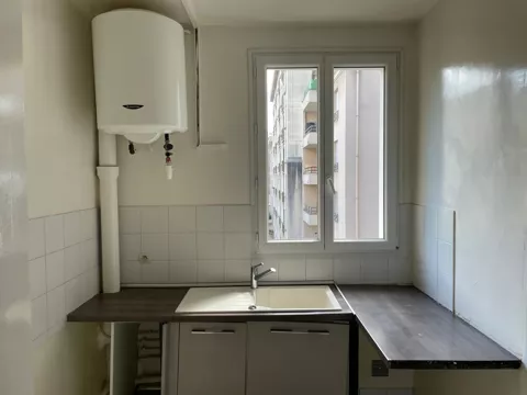 property Location Appartement 3 pièces 53 m²